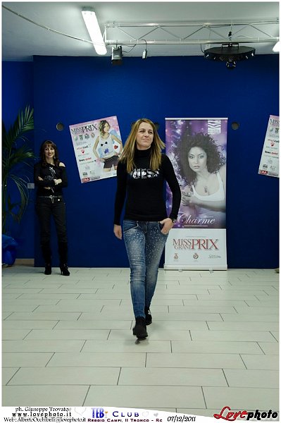 105Teb_Club_Miss Grand Prix_LovePhoto-07122011.jpg